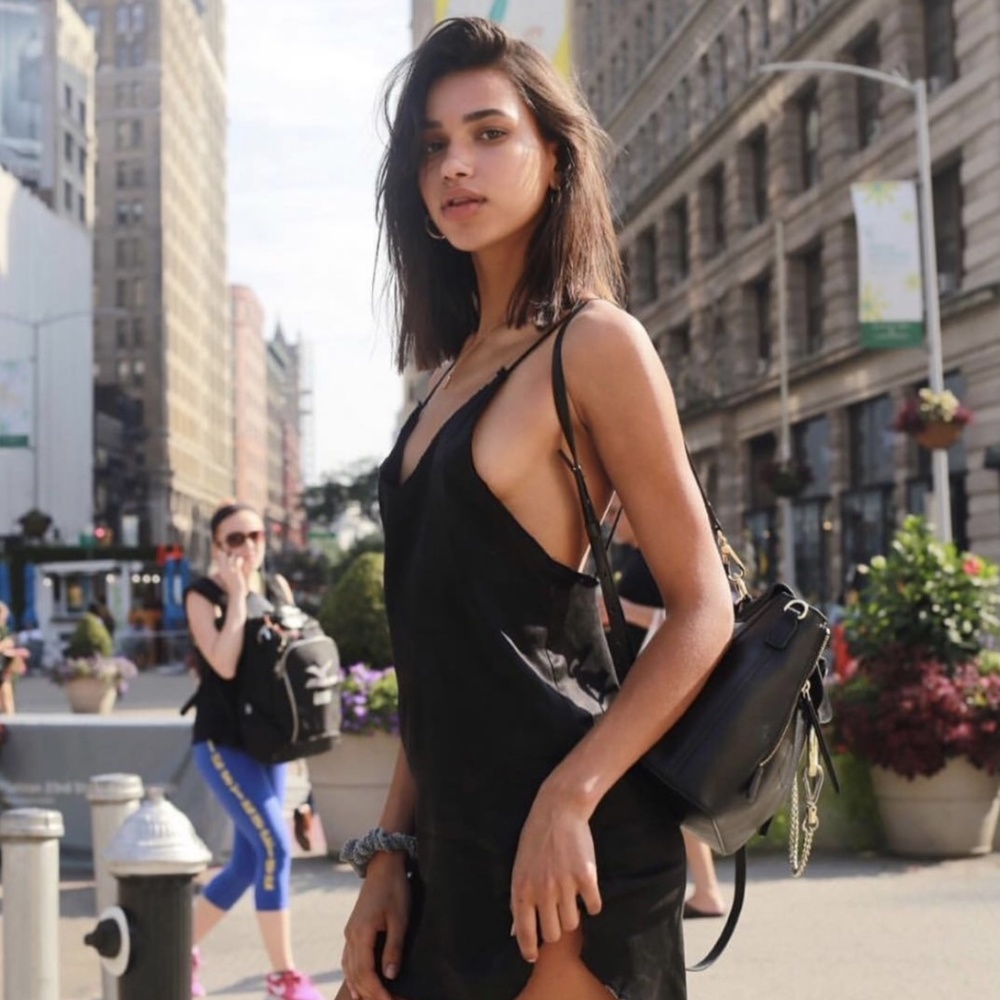 Are You Am I,  Zillah Dress